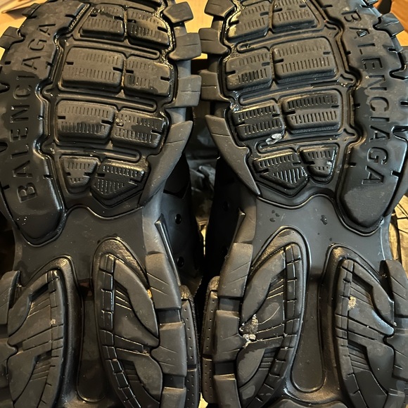 Balenciaga Tracks
